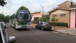 justica-nega-indenizacao-a-familia-de-menino-que-morreu-ao-pegar-‘rabeira’-em-ribeirao-preto,-sp