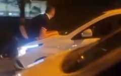 video-mostra-homem-sendo-levado-em-capo-de-carro-apos-batida-e-confusao-no-transito-em-ribeirao-preto,-sp