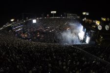 shania-twain,-alan-jackson,-gareth-brooks,-amigos:-os-shows-historicos-da-festa-do-peao-de-barretos