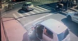 video:-carro-colide-em-moto-e-deixa-casal-ferido-em-cruzamento-de-ribeirao-preto,-sp